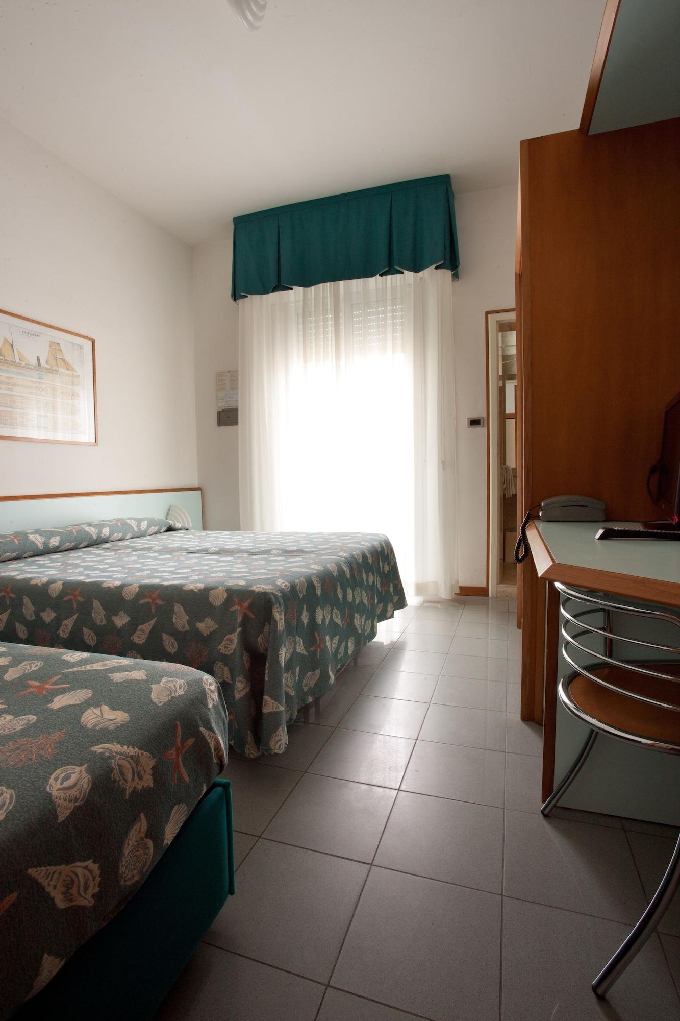 Hotel Gaby Римини Экстерьер фото